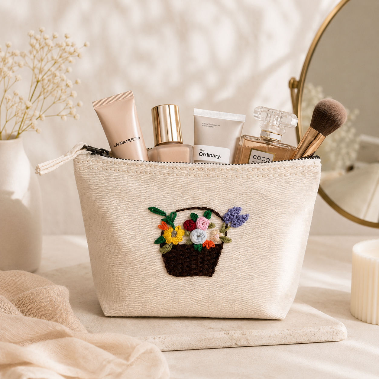 Kosmetiktasche „Blumenkorb“ Beige Canvas – Schminktasche Make-up Tasche Geschenk Muttertag