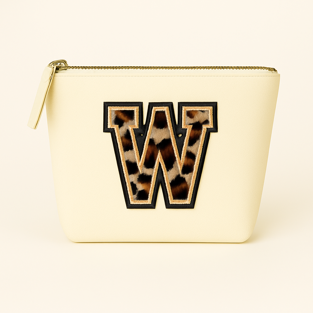 Kosmetiktasche S Beige • DIY Initiale Leo A–Z zum Aufbügeln • Geschenkidee