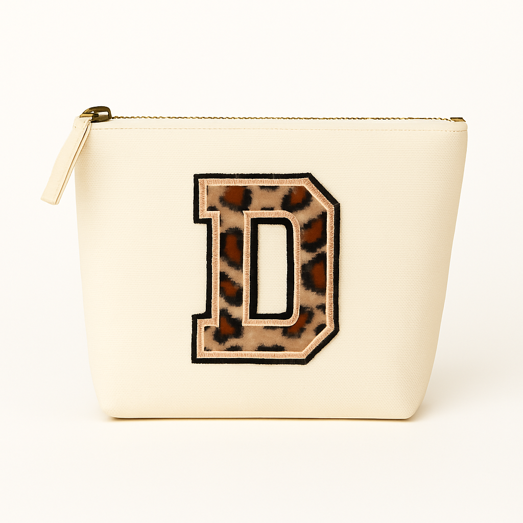 Kosmetiktasche S Beige • DIY Initiale Leo A–Z zum Aufbügeln • Geschenkidee