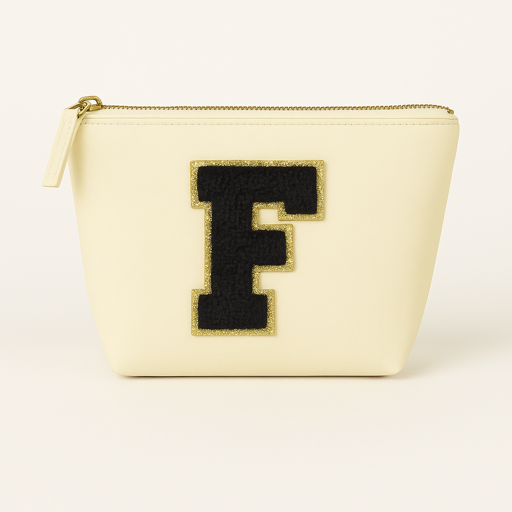 Kosmetiktasche S Beige • DIY Initiale Schwarz A–Z zum Kleben • Top Geschenkidee