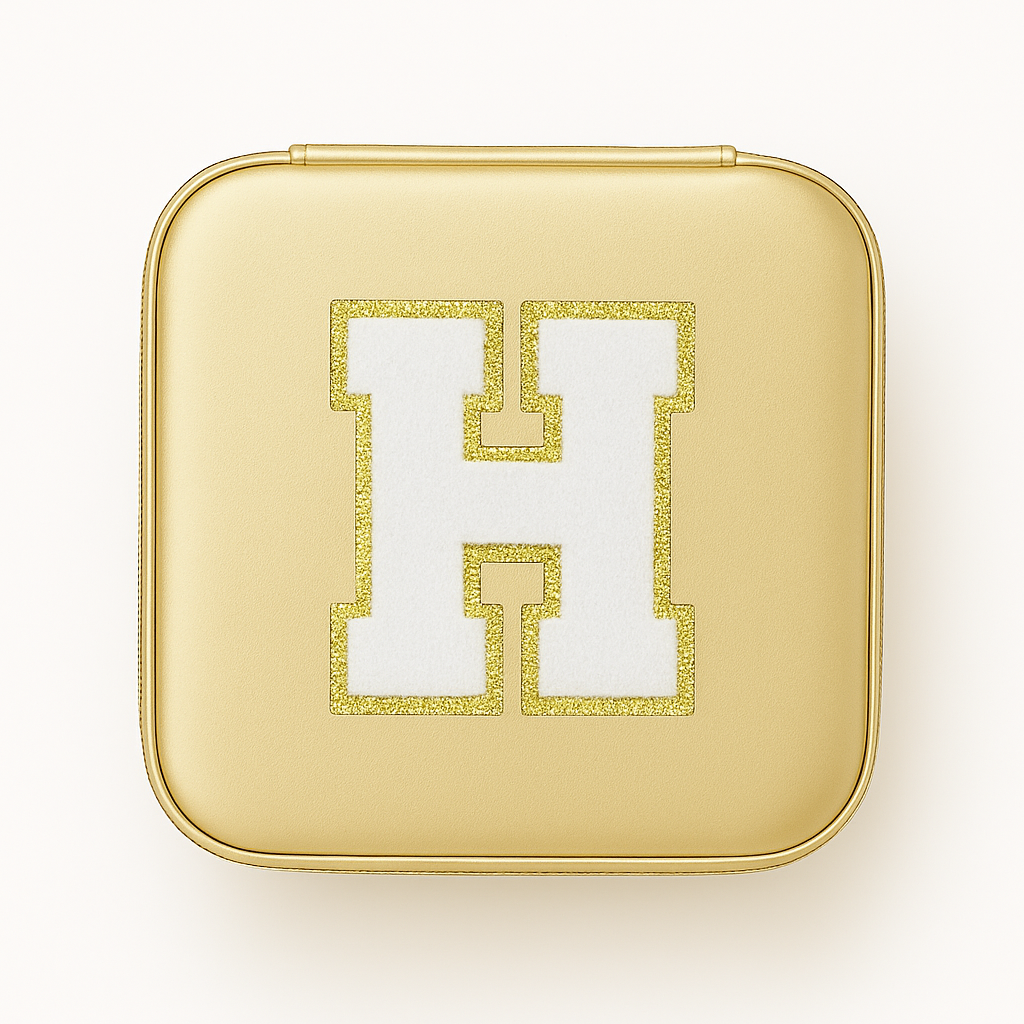 Schmuckbox Gold PU • DIY Initiale Weiß A–Z zum Kleben • Reise & Geschenkidee