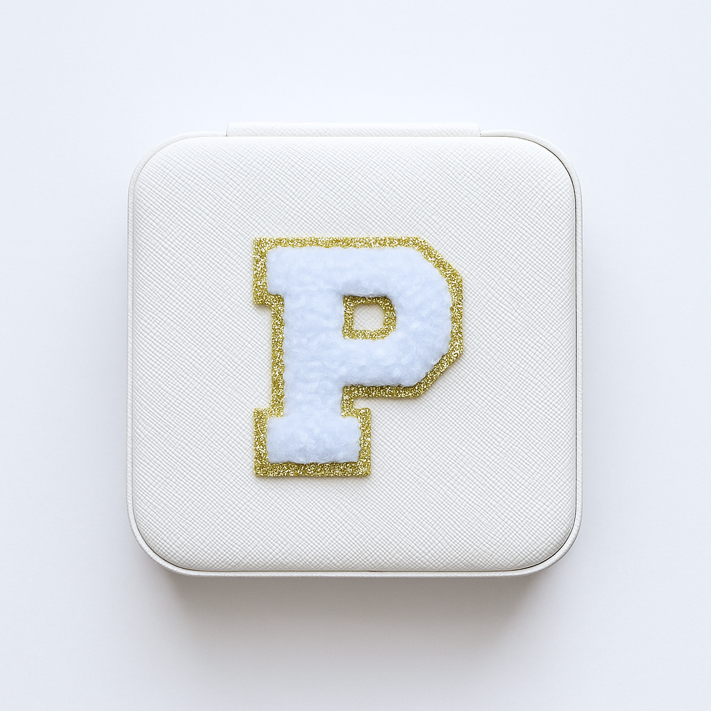 Personalisierbare Schmuckbox Weiß – Buchstabe A–Z Weiß mit Goldrand – DIY Reise