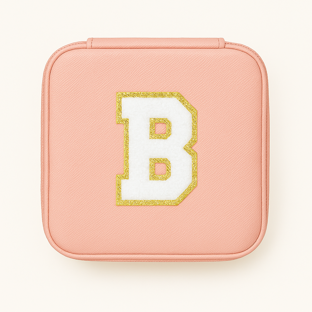 Personalisierbare Schmuckbox Rosa – Buchstabe A–Z Weiß mit Goldrand – DIY Reise