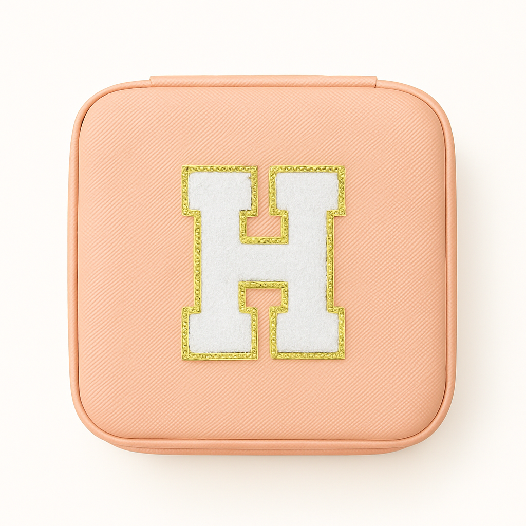 Personalisierbare Schmuckbox Rosa – Buchstabe A–Z Weiß mit Goldrand – DIY Reise