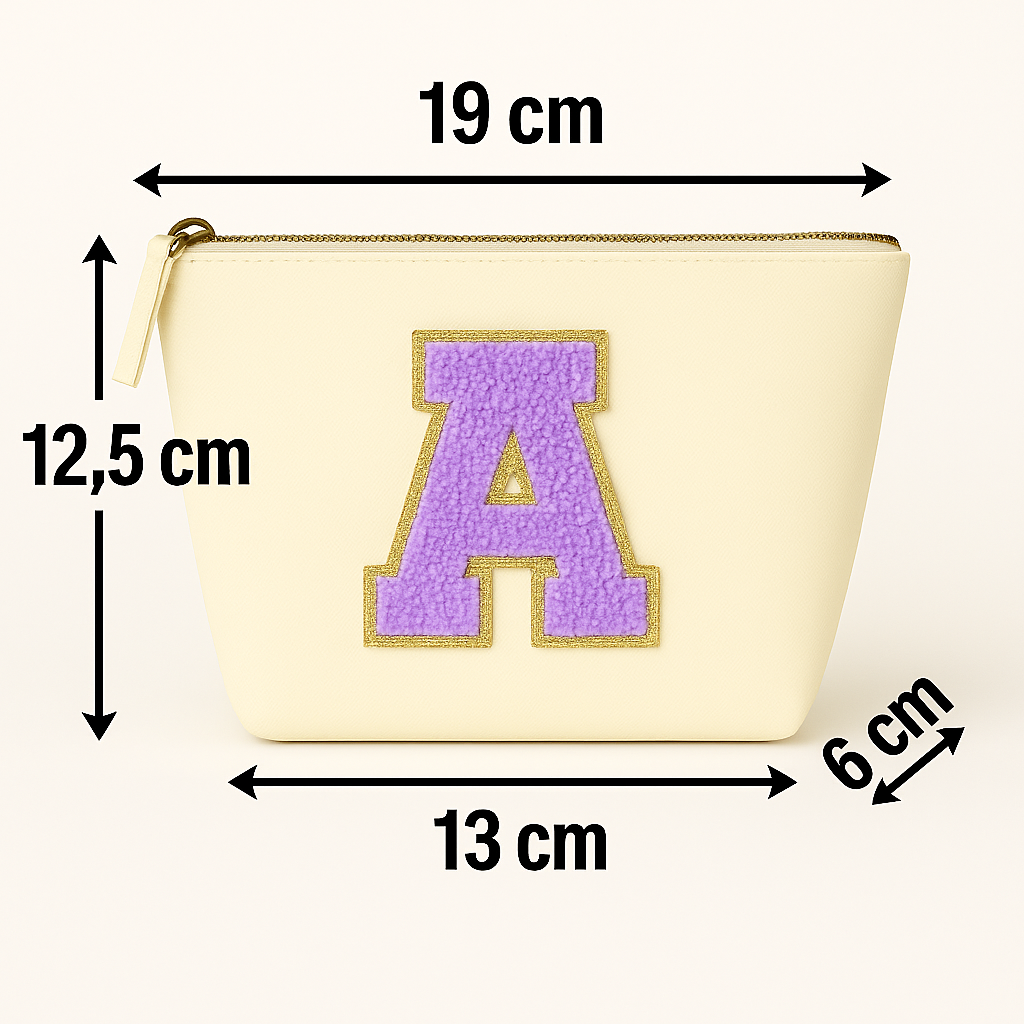 Kosmetiktasche S Beige • DIY Initiale Lila A–Z zum Kleben • Reise & Geschenkidee