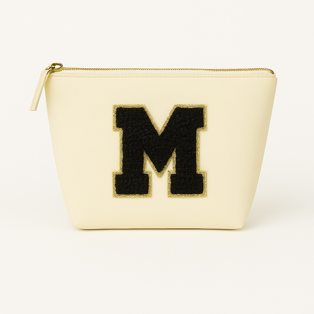 Kosmetiktasche S Beige • DIY Initiale Schwarz A–Z zum Kleben • Top Geschenkidee