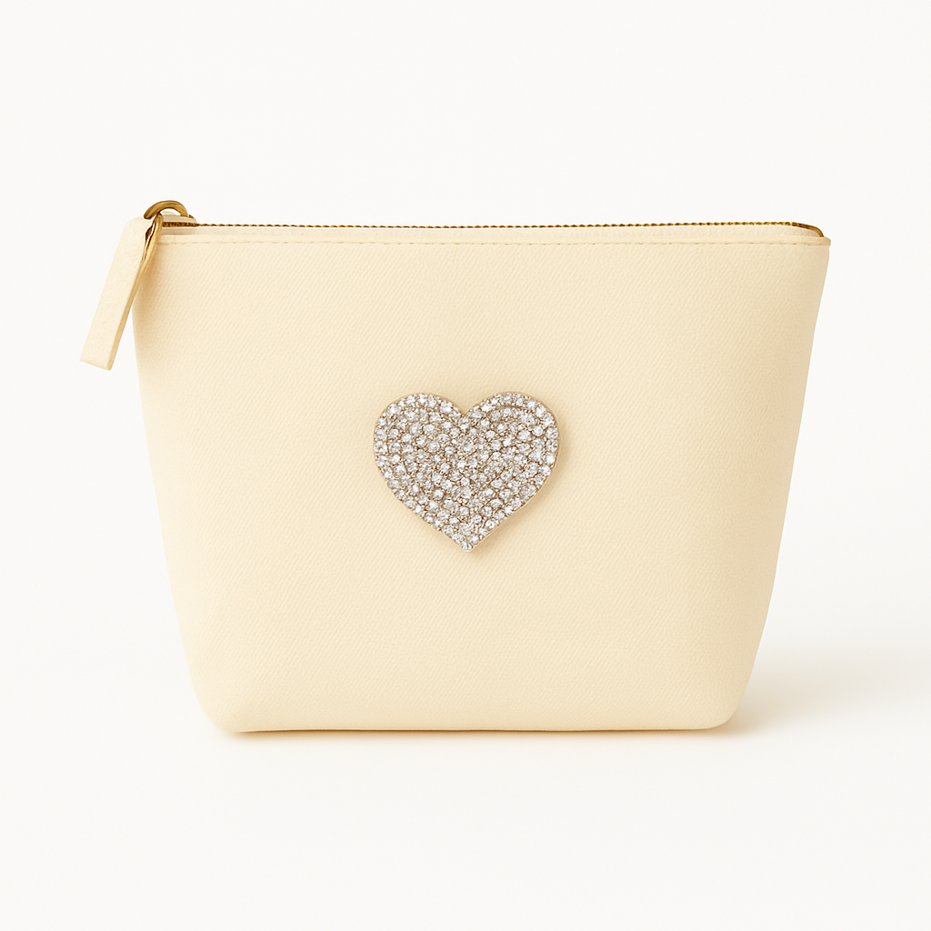 Kosmetiktasche S Beige – Herz Design – personalisiert – Handmade Geschenk