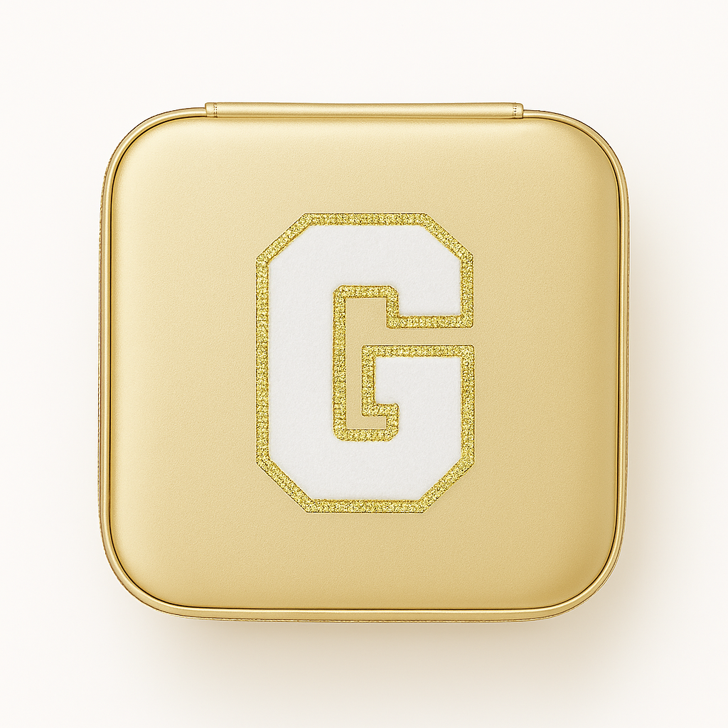 Schmuckbox Gold PU • DIY Initiale Weiß A–Z zum Kleben • Reise & Geschenkidee