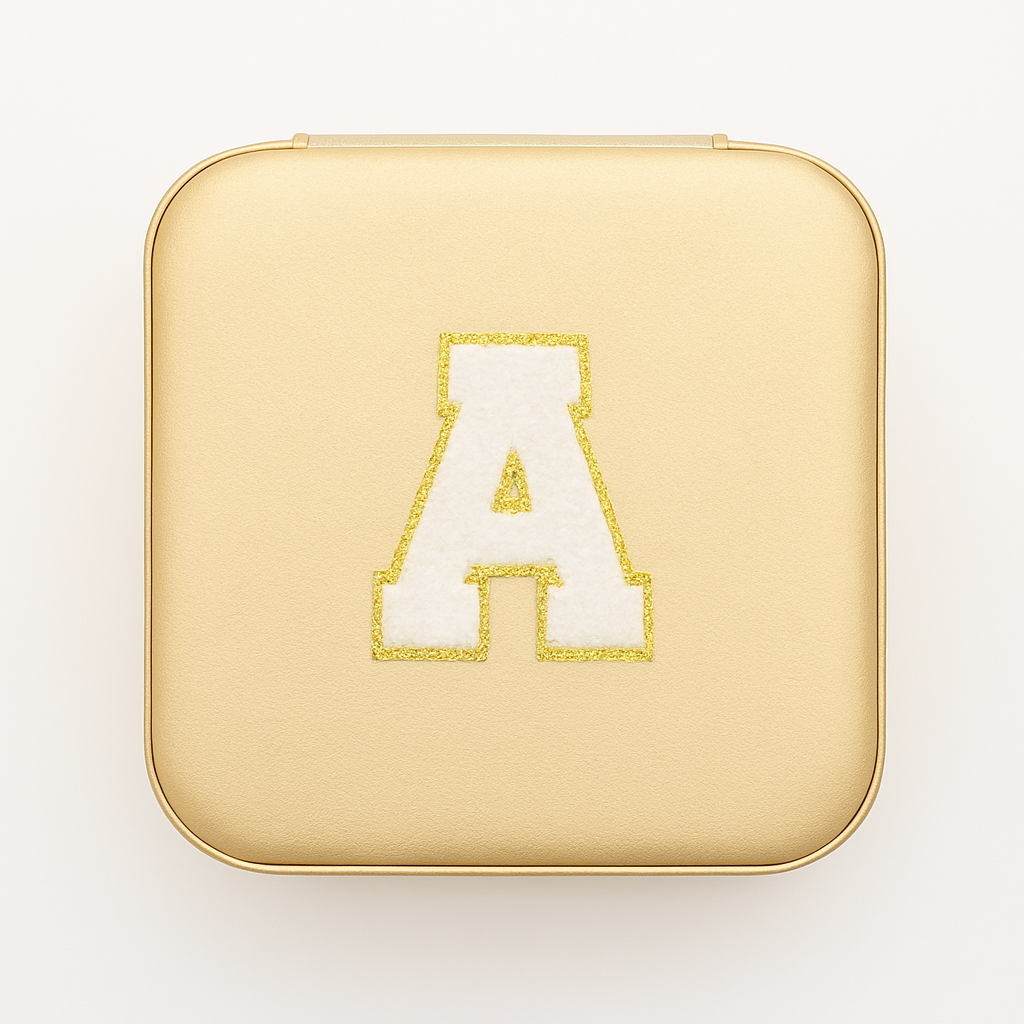 Schmuckbox Gold PU • DIY Initiale Weiß A–Z zum Kleben • Reise & Geschenkidee