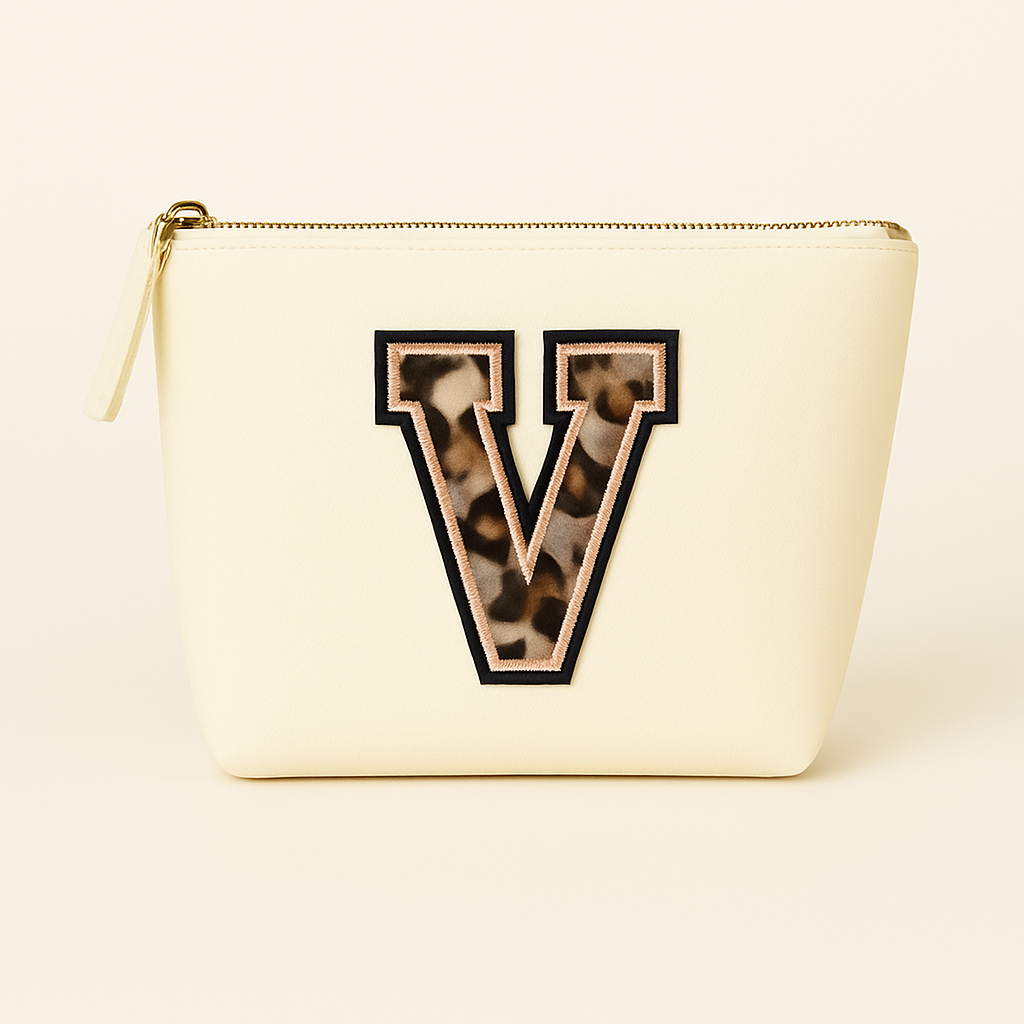 Kosmetiktasche S Beige • DIY Initiale Leo A–Z zum Aufbügeln • Geschenkidee