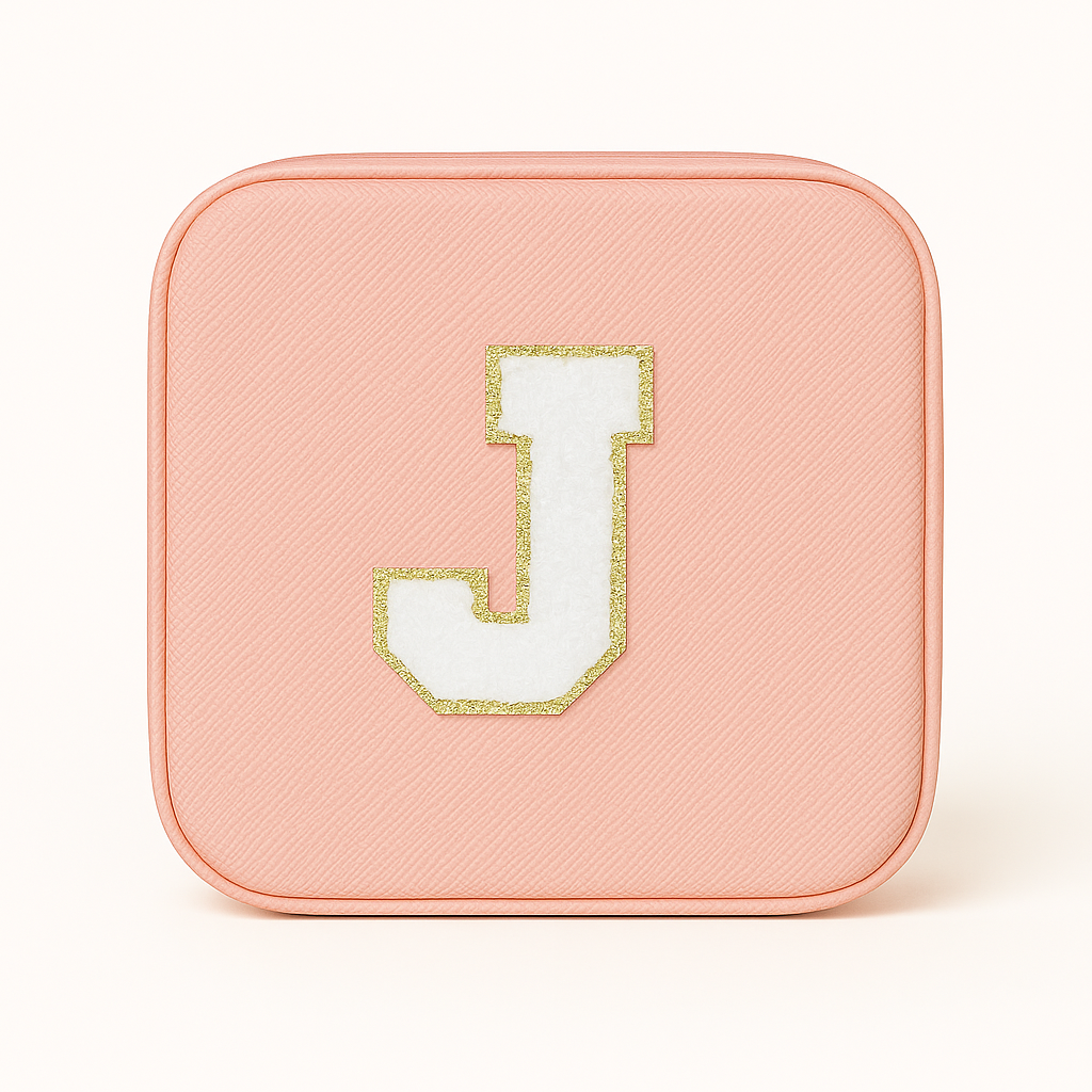 Personalisierbare Schmuckbox Rosa – Buchstabe A–Z Weiß mit Goldrand – DIY Reise