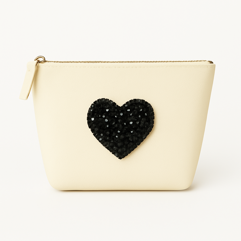 Kosmetiktasche S Beige – Herz Design – personalisiert – Handmade Geschenk