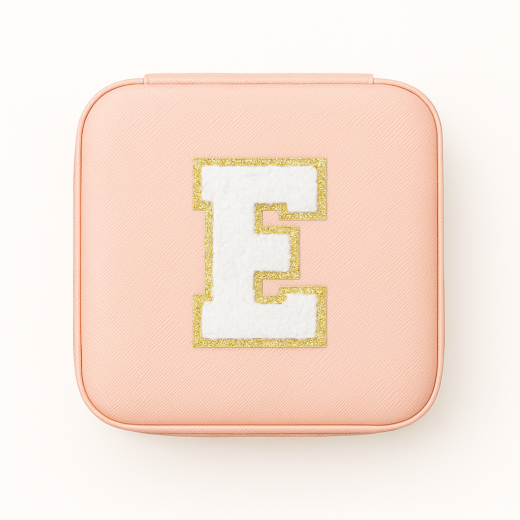 Personalisierbare Schmuckbox Rosa – Buchstabe A–Z Weiß mit Goldrand – DIY Reise