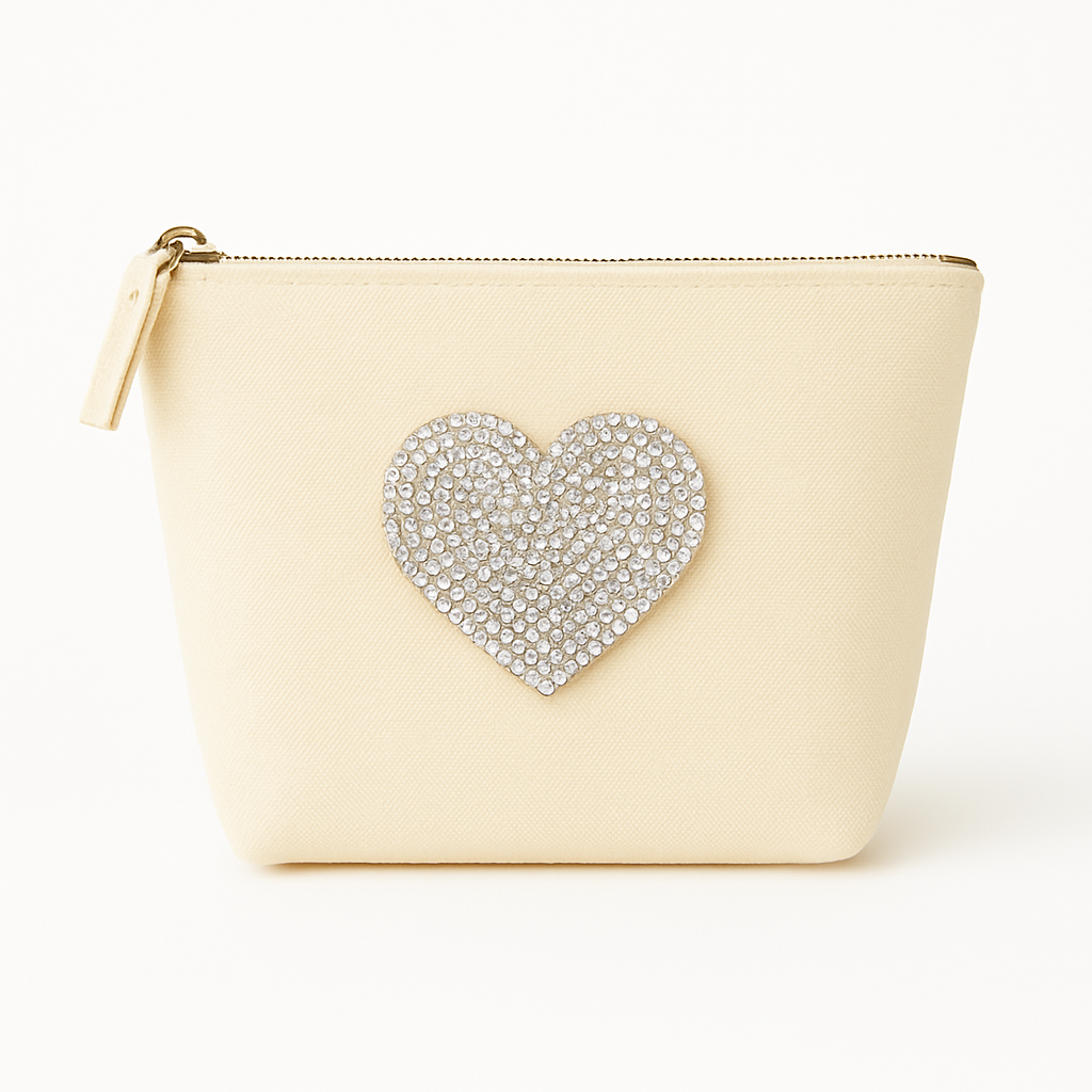 Kosmetiktasche S Beige – Herz Design – personalisiert – Handmade Geschenk