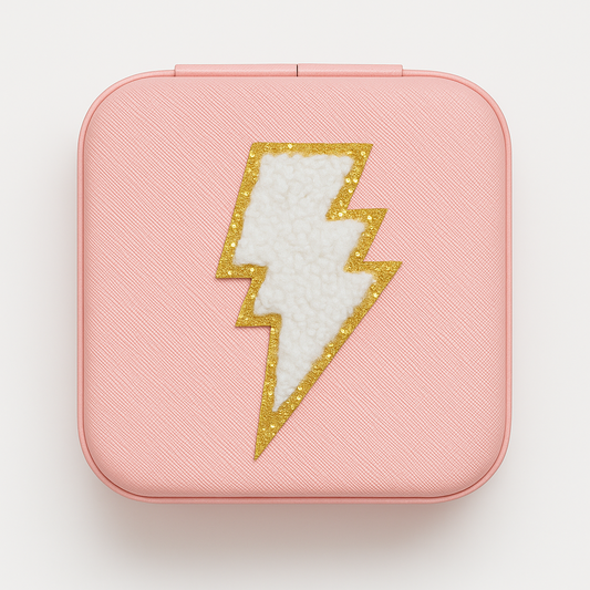 DIY Schmuckbox mit Blitz Aufkleber-Patch – Geschenkidee zum Selbstgestalten