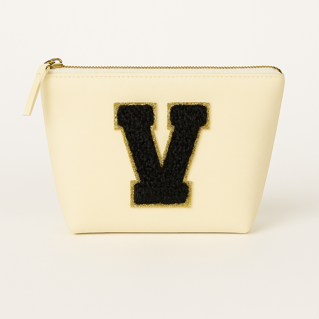 Kosmetiktasche S Beige • DIY Initiale Schwarz A–Z zum Kleben • Top Geschenkidee