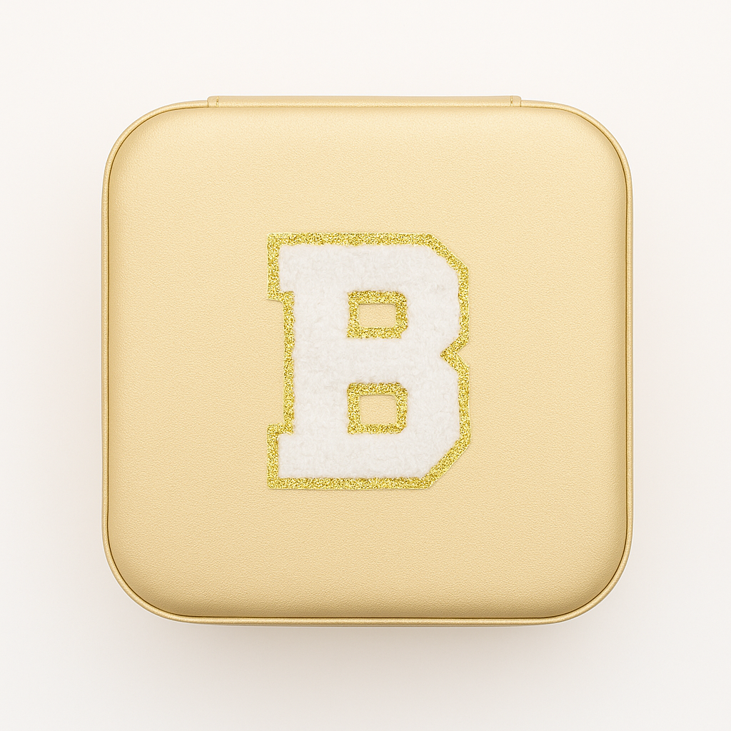 Schmuckbox Gold PU • DIY Initiale Weiß A–Z zum Kleben • Reise & Geschenkidee