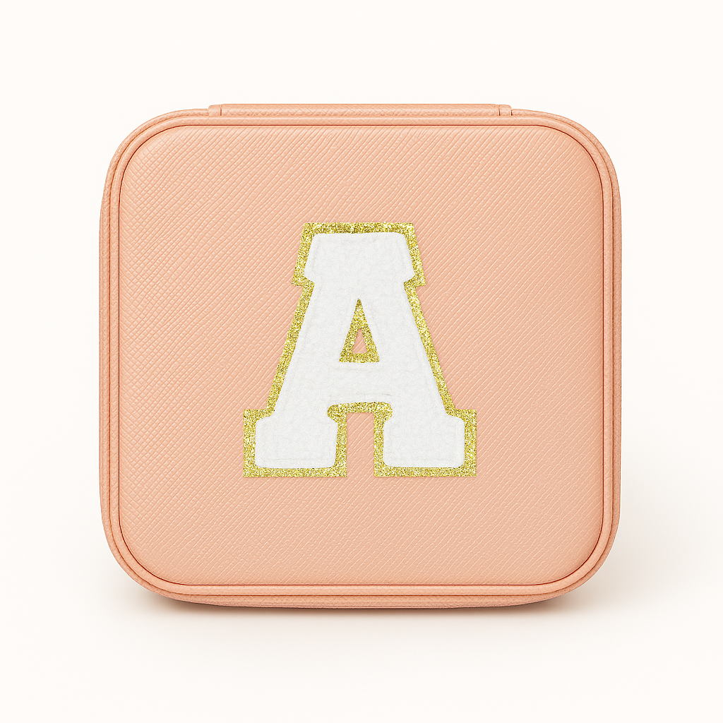 Personalisierbare Schmuckbox Rosa – Buchstabe A–Z Weiß mit Goldrand – DIY Reise