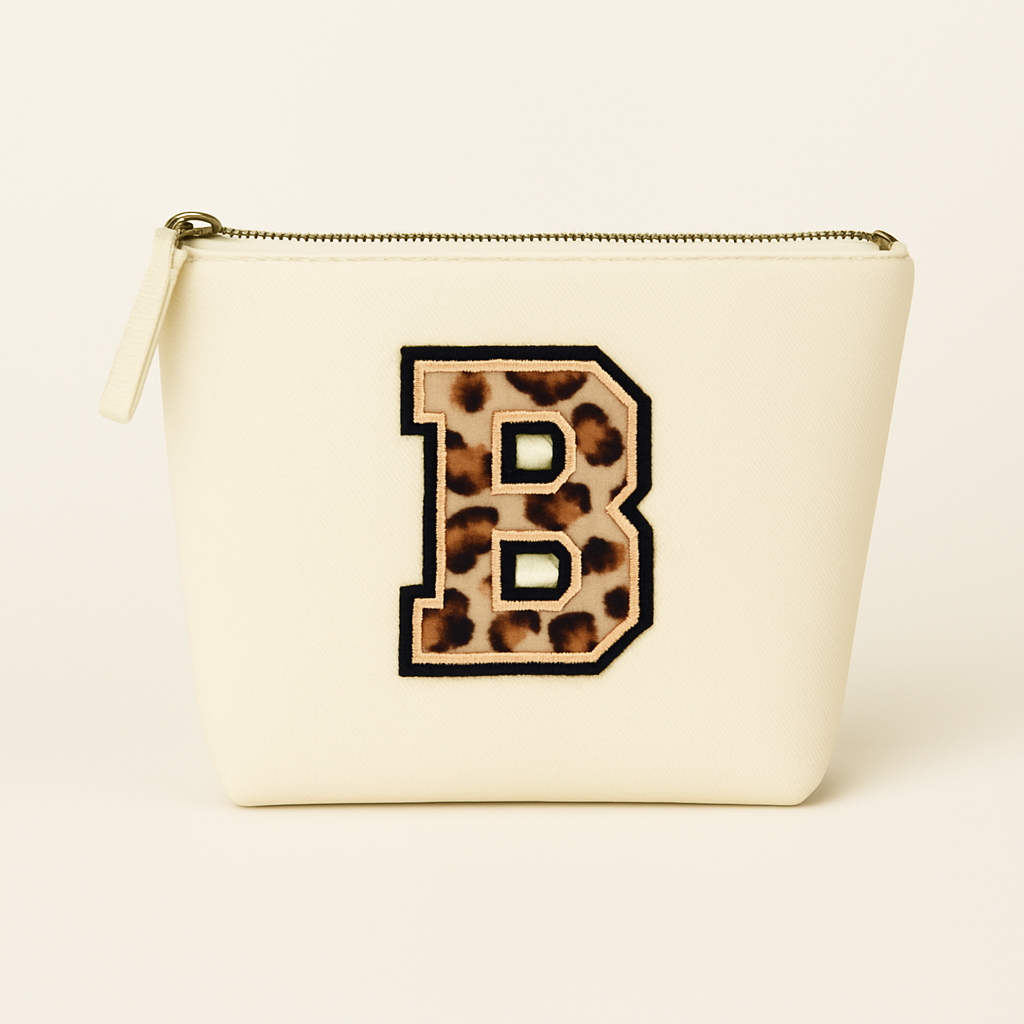 Kosmetiktasche S Beige • DIY Initiale Leo A–Z zum Aufbügeln • Geschenkidee