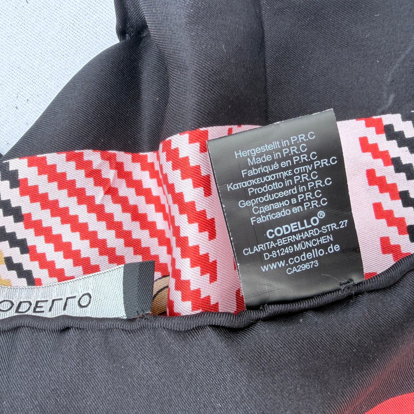 CODELLO Damen Seidentuch Rot 90x90 cm 100% Seide Gürtel Ketten Muster Schal