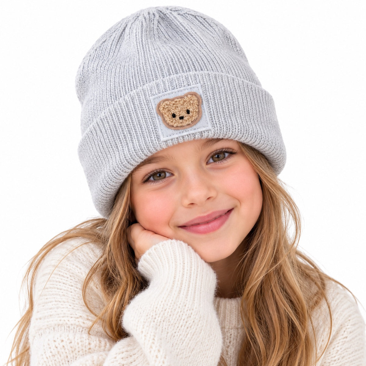 Kinder Beanie mit Teddy Bär Patch – Nachhaltige warme Mütze, handveredelt, Rosa & Grau