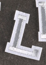 weiß 5cm A-Z Buchstaben-Aufbügeln Aufnäher DIY-Kleidung Taschen Handyhülle