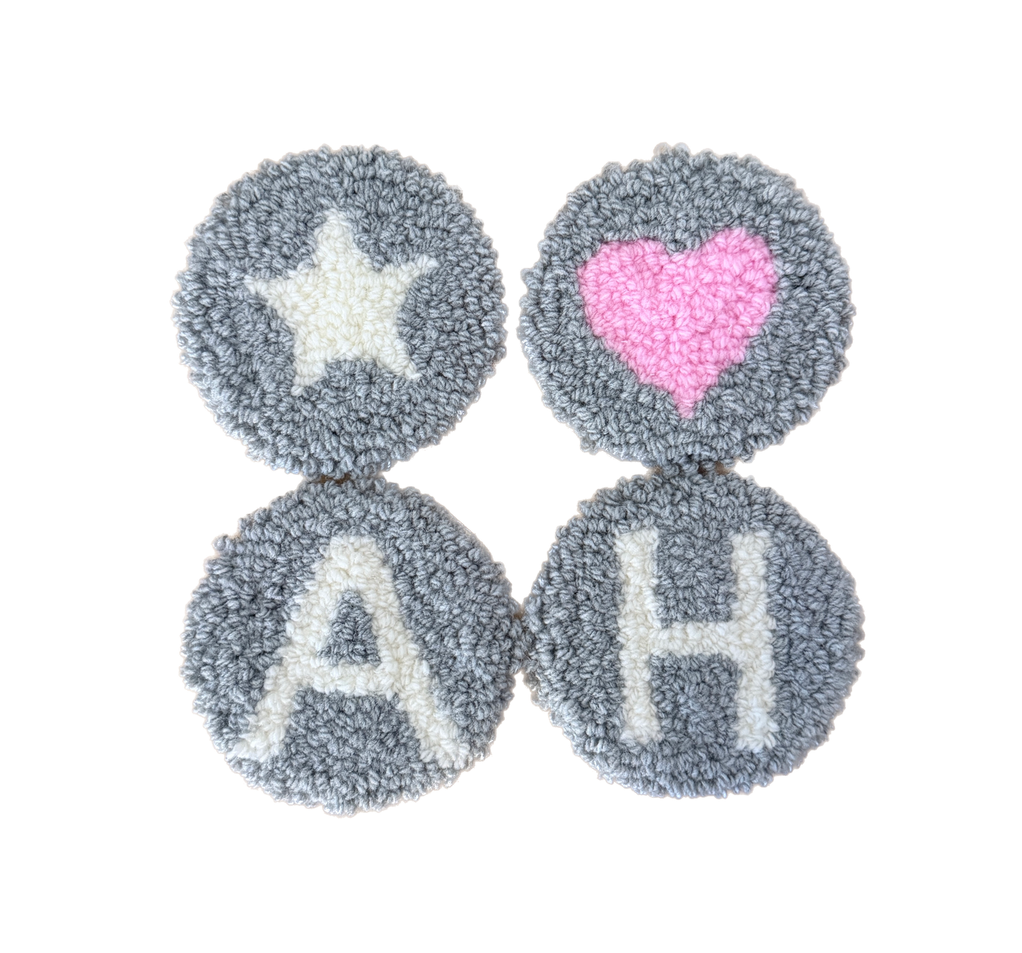 Buchstaben A-Z Untersetzer handmade | Punch Needle | grau weiß Stern Herz