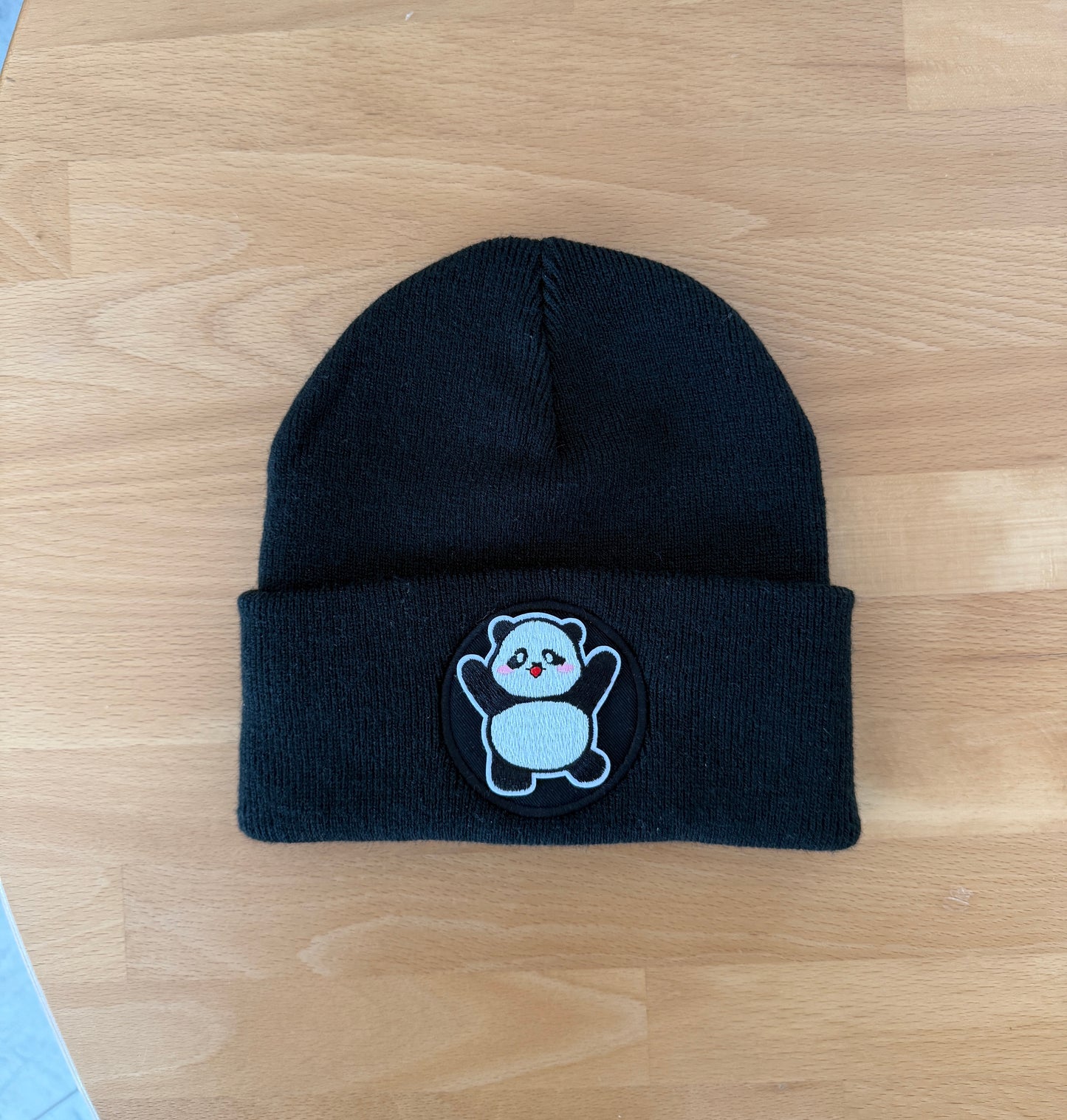 Happy Panda Beanie Schwarz – Warme Unisex Mütze für Kinder Schüler Damen