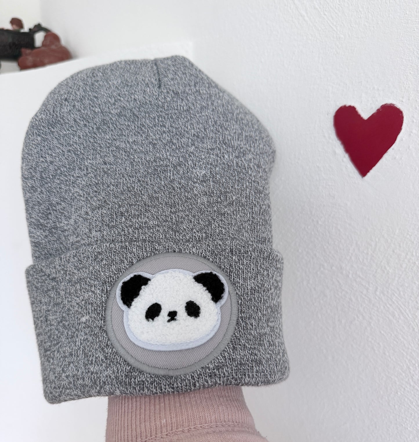 Panda Face Beanie Schwarz – Warme Unisex Mütze für Kinder Schüler Damen