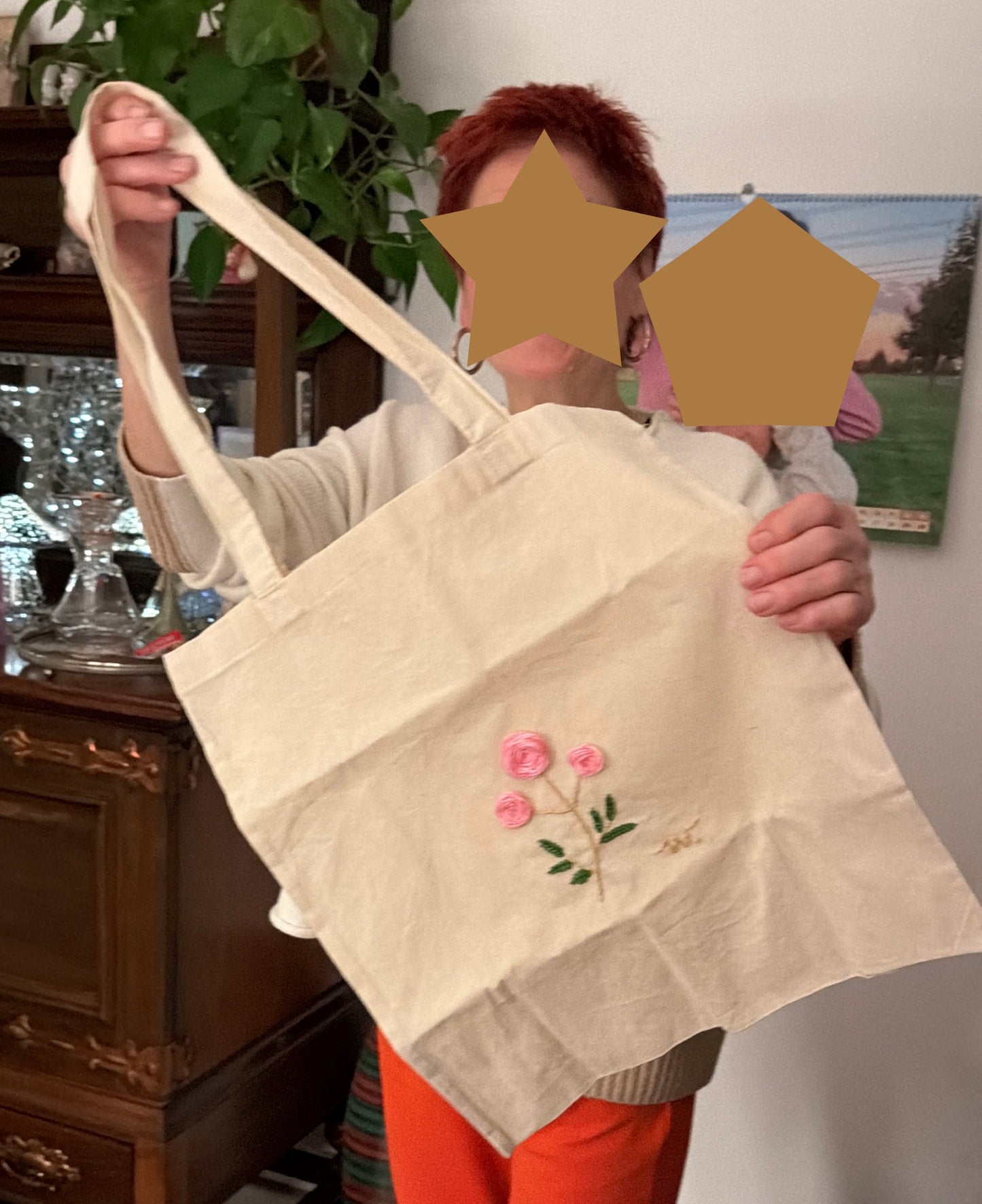 Handgestickt Baumwoll-Shopper mit rosa Blumen & Initialen – stylisch, praktisch
