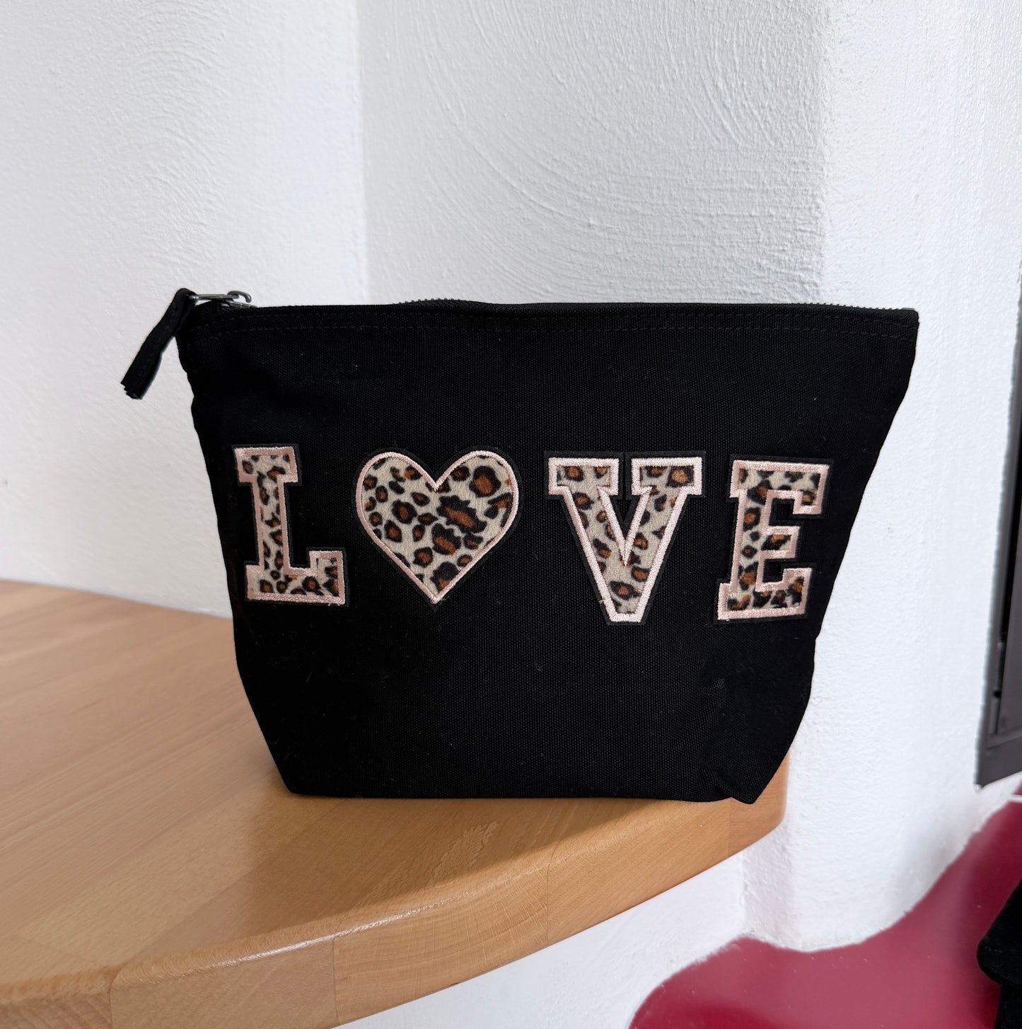 Schwarze Canvas Tasche mit Leo Herz – XS S M L Set | Premium Geschenk für Frauen