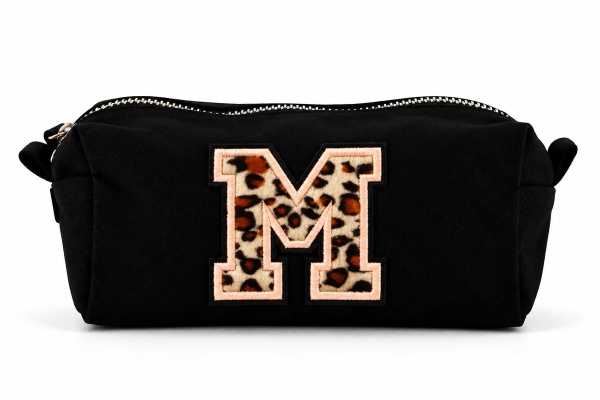 Kosmetiktasche mit Leo-Buchstaben A–Z oder Herz | Baumwolle Make-up Tasche S & L | Beige & Schwarz | Personalisiertes Geschenk für Frauen Kulturbeutel Reiseorganizer
