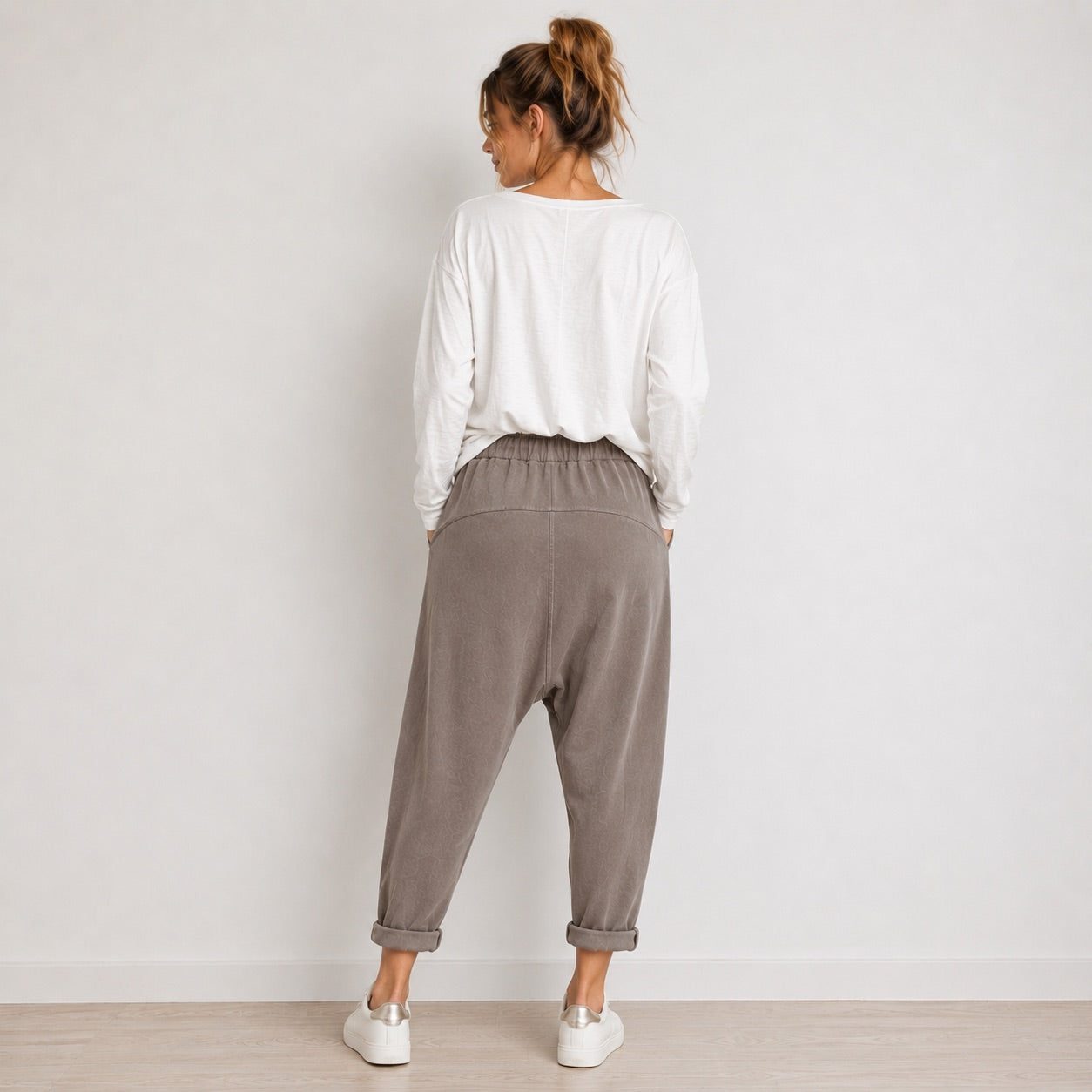 Wiya Damen Jogpants Baggy Boyfriend Hose Baumwolle Stretch One Size 38–40 schwarz