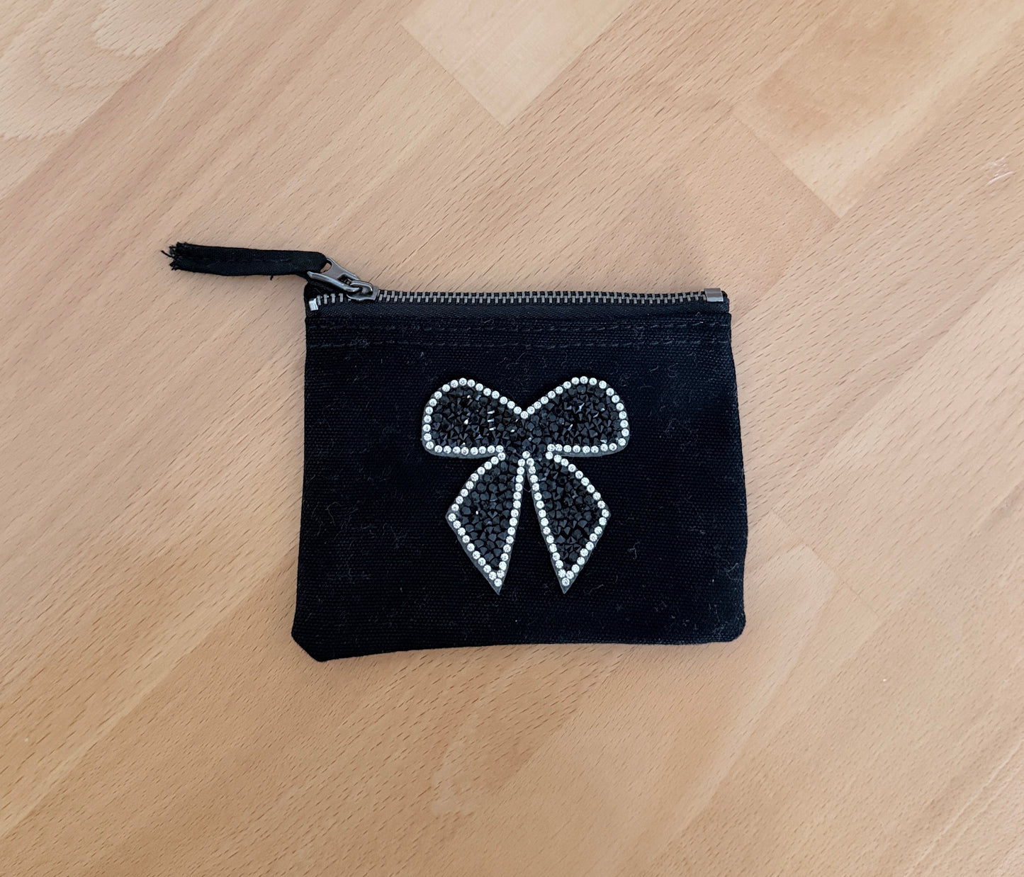 Baumwoll-Geldbörse XS Schwarz – Strass Schleife Motiv – Handarbeit Unikat