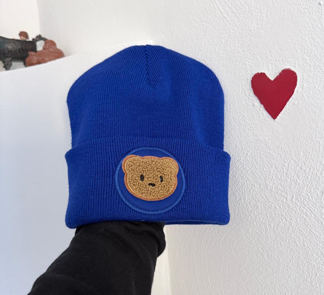 süße Bär Beanie Schwarz – Warme Unisex Mütze für Kinder Schüler Erwachsene